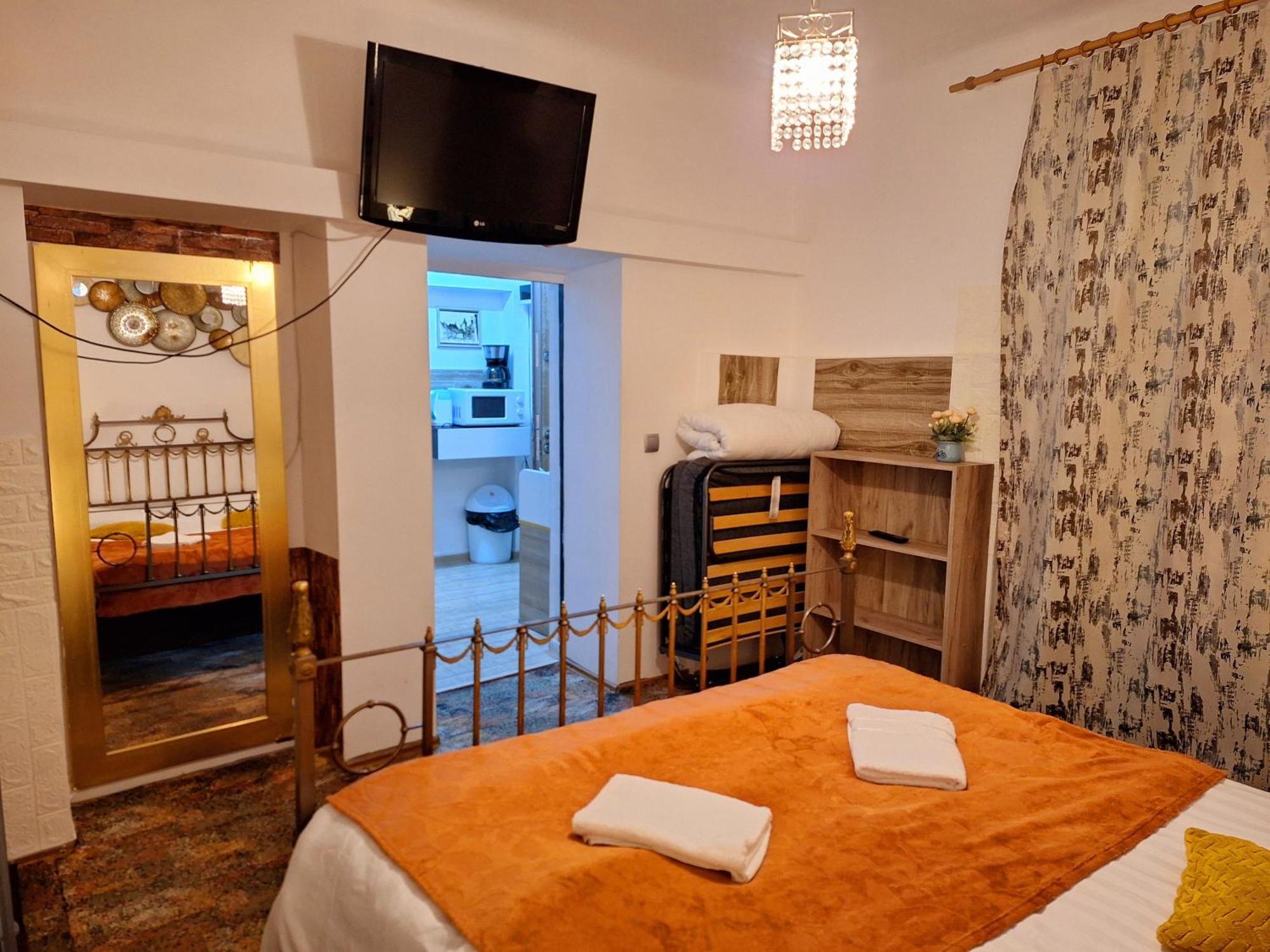 Piata Sfatului Pietonal Apartment Брашов Екстер'єр фото