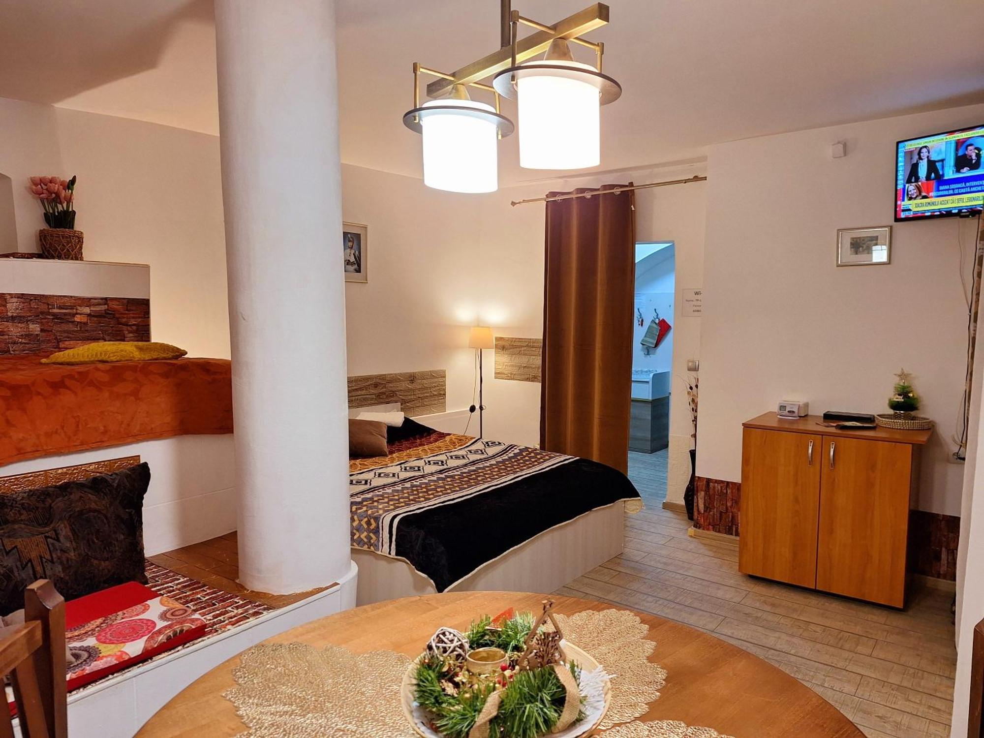Piata Sfatului Pietonal Apartment Брашов Екстер'єр фото